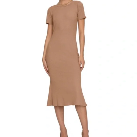 Good American Taupe Midi Ribbed Short Sleeve Dress Size Medium - Picture 1 of 6